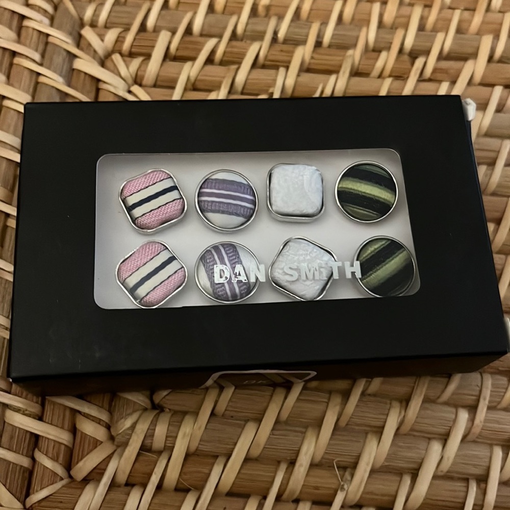 NWT! Dan Smith Cufflink Set of 4